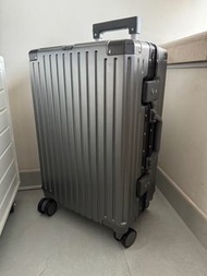 20吋PC鋁框拉捍箱(可登機）全新未用