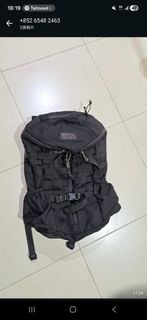 Mystery Ranch黑色背包