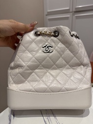 Chanel 白色特別版背囊