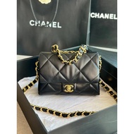 CH ANEL 2023 Early Spring New Style 22 B Flap Pillow Bag Lazy Fashion CeilingThe Thick Chain of This
