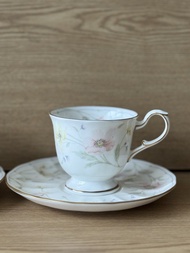 日本Narumi 嗚海骨瓷柔粉淡黃小碎花咖啡杯碟 茶杯 陶瓷 瓷器