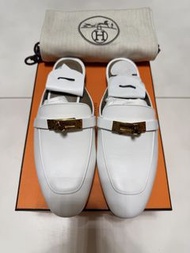 Hermes Kelly 扣白色半拖鞋