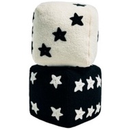 DICE PILLOW (BLACK/WHITE) Polyester filling.