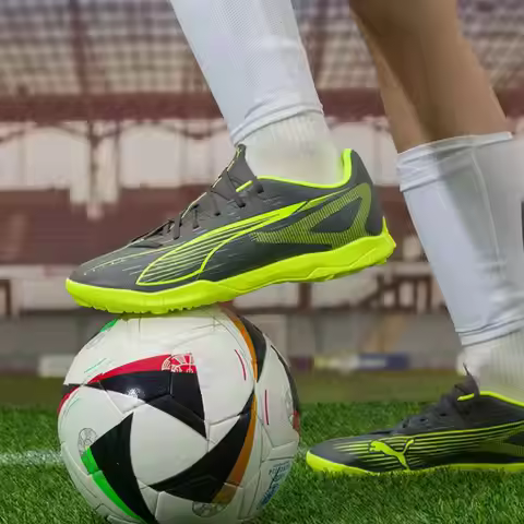 PUMA Mens MG Cleat Soccer TT studs groove-cut studs Shoes Reinforced Heel One Piece Tongue Football 