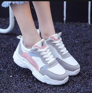 Sepatu sneakers Casual SPORT Wanita Swipe left Classio HY88