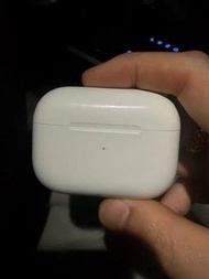 【正版apple Airpods pro 2耳機補配】airpods  pro 2  耳機充電盒，pro 2 單左耳，pro2 單右耳，ligthning 口/// pro 2  R  side，pr