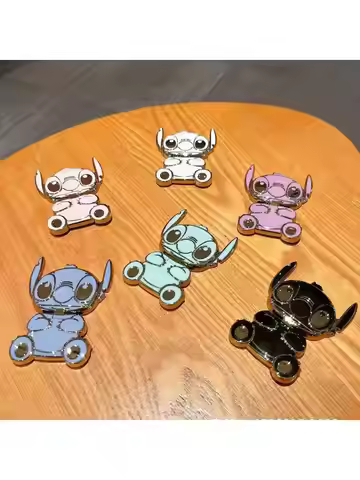 Disney cartoon Stitch multifunctional phone holder, adjustable phone holder, suitable for makeup, es