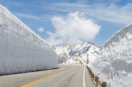 客製｜立山黑部.雪牆.牧歌之里.雙溫泉迷你小團5日【專屬包車】(北/高出發.大阪進出)※不含機票