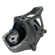 Suitable for Audi A6L C8 Q5L Car Engine Bracket L Left Foot Rubber Left 80D199371A