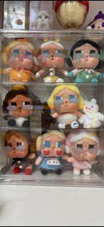 搪膠crybaby