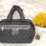 Chanel 香奈兒 coco cocoon 太空系列 黑色雙C羽絨保齡球包 13開