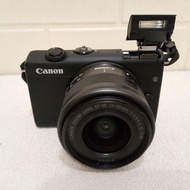 Canon eos m200 lensa kit 15-45mm kamera mirrolles second hitam