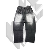 Baggy fading wash jeans