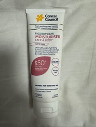 Cancer council moisturiser sunscreen 防癌協會護膚防曬霜