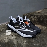 Giannis Immortality 3 Ep Black Black White