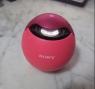 Sony SRS BTV-5迷你藍芽喇叭 有NFC功能，可作免提聽講電話，外型細小輕便
