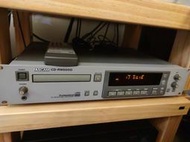 TASCAM CD-RW5000 CD播放機線附控遙控器2個備用雷射頭