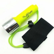 T6 diving flashlight rechargeable 充電潛水手電筒