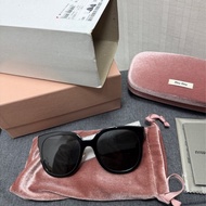 全新未使用！Miumiu 墨鏡 太陽眼鏡 smu01ZS