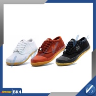 รองเท้าผ้าใบ เบรกเกอร์ breaker รุ่น bk4 ของแท้จากบริษัท