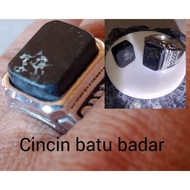 mata cincin batu badar besi lekat magnet (gunung kinabalu)