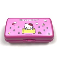 Tupperware Hello Kitty Lunch Box / Sandwich Box / Sandwich Keeper. - 1pc Oversea /