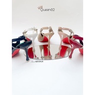 Maude guesis Queen 82 heel 9cn bhn dove