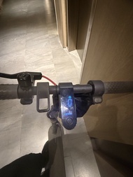 小米 Xiaomi 電動滑板車 摺疊代步車