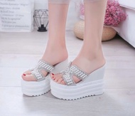 DÉP XUỒNG QUAI NỮ CHỮ H 12p