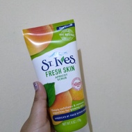 St Ives apricot scrub