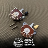 GRIGSBY OAK SWITCH 3 WAY BLACK & IVORY