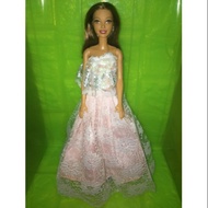preloved barbie doll .....