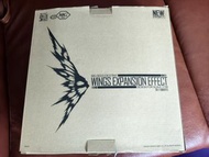 Momoko Metal build 魂藍突擊自由光之翼特效
partsSTRIKE FREEDOM GUNDAM
WING OF LIGHT OPTION SET SOUL BLUE Ver..