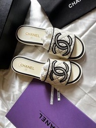 Chanel 絕版黑白拖鞋 40碼