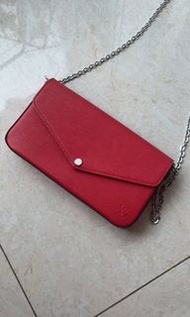 Louis vuitton pochette felicie epi leather bag LV 手袋