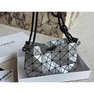 New Hot Product All-Match Hot-Selling Tofu Bag
Very Like Diamond Bag Type, With Base Large Capacity 