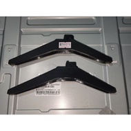 ALMOST NEW LG 43LM5750PTC Stand Set with Screw