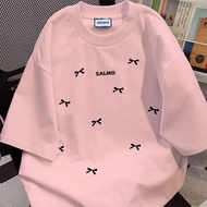 SALMO bow tie T-shirt printed with sharp, non-fading Korean ink. Soft, light cotton material, cool t