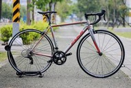 【GLG Sports】Fuji Roubaix 1.3 鋁合金公路車 22 速 銀紅色 700c 順泰 Campy