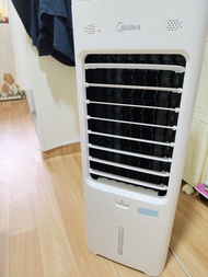 Midea 移動式冷風機帶水箱和2冰晶