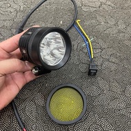 L4x bright light given to business + yellow wool