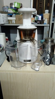 Kuvings 慢磨機