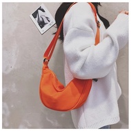 0.00 Sen Trendy Dumpling Bag Sling Bag Waterproof Nylon Crossbody Bag for Women Men Travel Hiking
