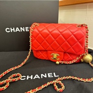 CHANEL 橘粉金雙C金球方胖鏈包