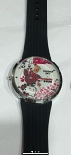聯名款手錶，二手貨乾淨如心Hello Kitty Plus line Friends聯名款手錶，二手貨乾淨如新。貨品在捷運新埔站附近。