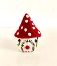 購自澳洲羊毛氈絨磨菇屋公仔擺設縫紉紀念品  Bought from Australia Mushroom Wool felt Woolfelt Handmade Craft Doll Toy Deco