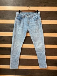 Levi’s Levis 512 Taper 上寬下窄 淺藍 31（28833 0637）