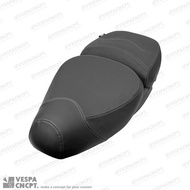 Full Black Seat Leather Vespa Lxv By Vespa Concept