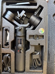 Zhiyun Crane m2