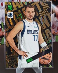 Luka Doncic 2024 Panini Top Class Holo Giants NBA卡